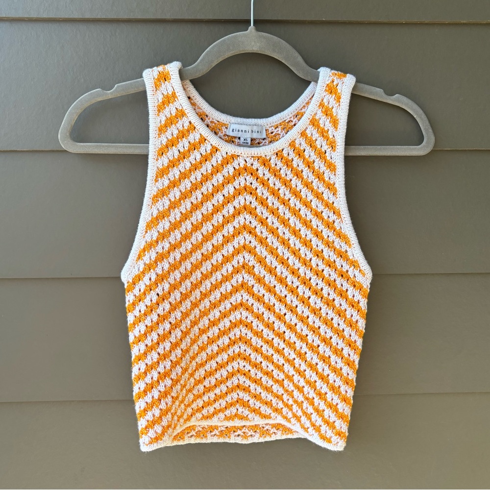 NWOT Gianni Bini Open Crochet Knit Crop Sweater Vest Orange Cottagecore | XS
